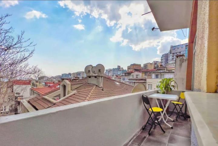 Cihangir House Стамбул Экстерьер фото